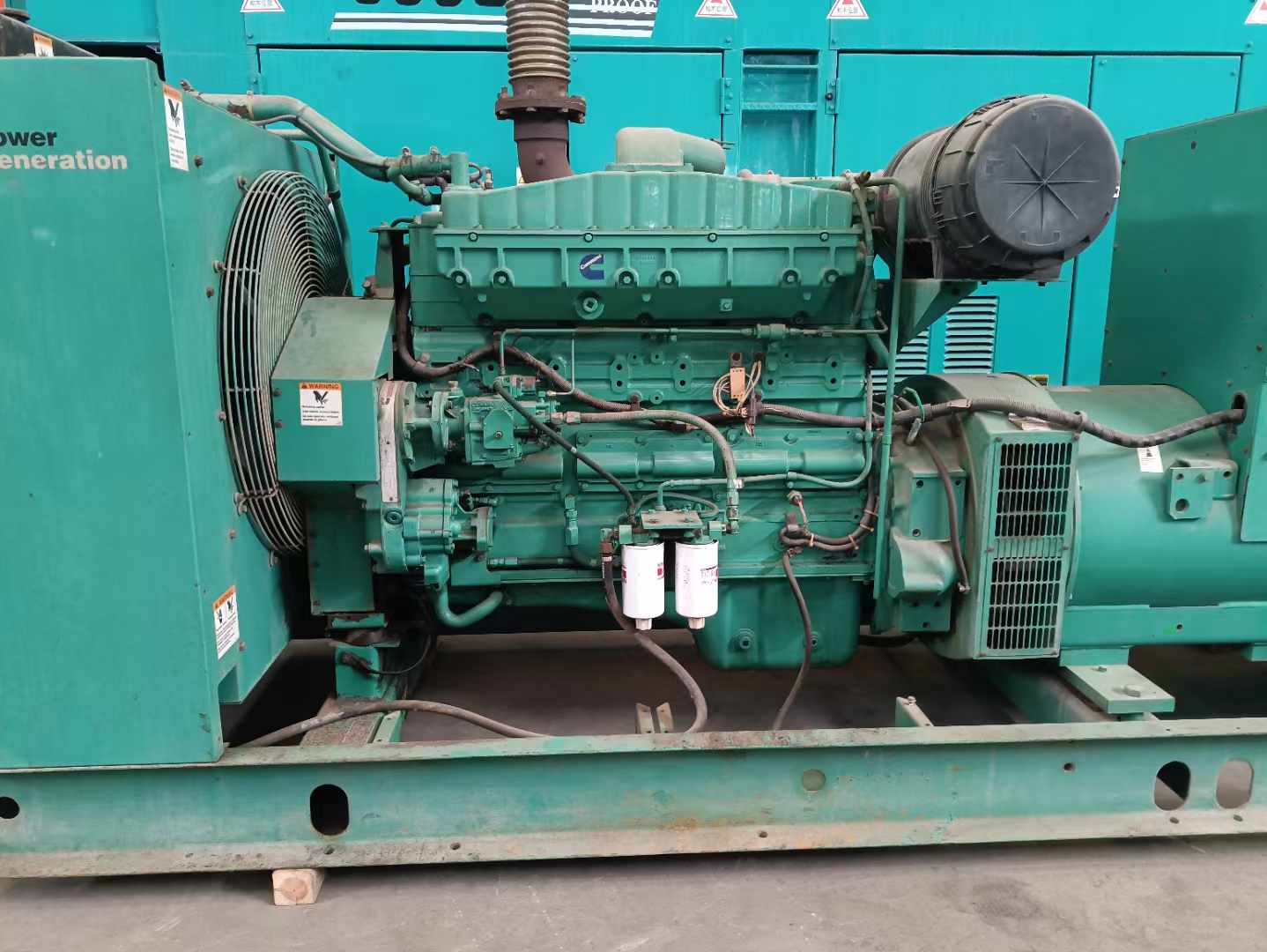 治多过载会对 600kW 柴油发电机组造成哪些损害？